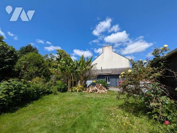 Guidel ? Maison individuelle en grande partie rénovée avec de beaux volumes et des équipements ...