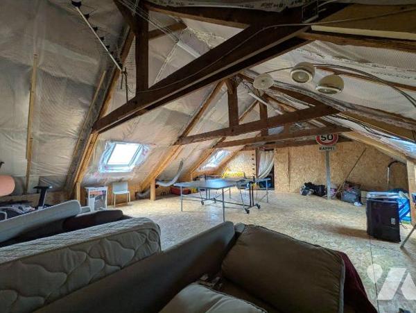 Guidel ? Maison individuelle en grande partie rénovée avec de beaux volumes et des équipements ...