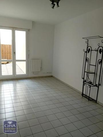 Appartement à louer 2 pièces 41.1m² Valenciennes (59300)