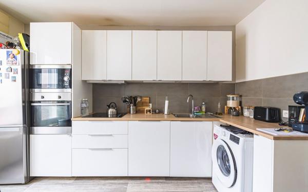 Appartement à vendre    2 pièces • 42 m2 Reims