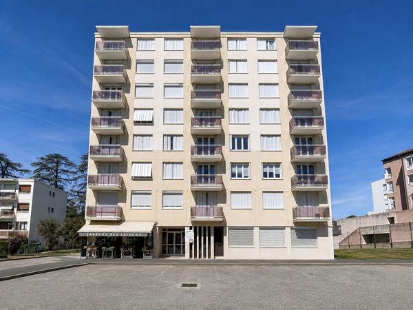 Appartement  Saint-Just-Saint-Rambert - 4 pièces avec ascenceur - 87.71m² - parking et cave