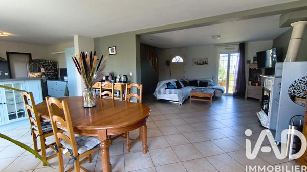 Maison à vendre 9 pièces 200 m² Les Villages Vovéens