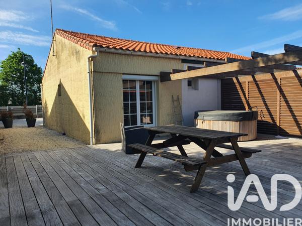 Maison à vendre 5 pièces 103 m² Essarts-en-Bocage