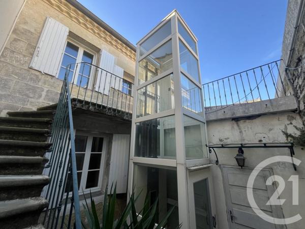 Maison à vendre  8 pièces - 322,60 m2 CLARENSAC - 30