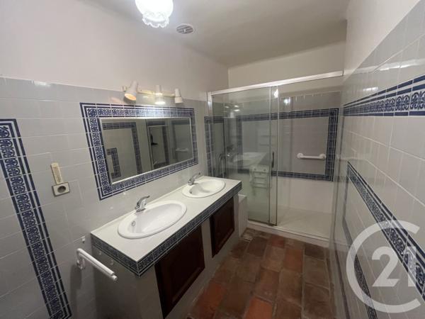 Maison à vendre  8 pièces - 322,60 m2 CLARENSAC - 30