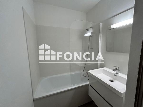 Location Appartement 2 pièces 36.59 m² - RESIDENCE L'EPERON BATIMENT LES EMBRUNS - 9 RUE DU CHEMIN VERT Chatelaillon 17340