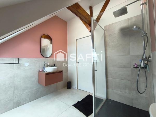 St evarzec maison individuelle rénové entierement toiture neuve sous-sol total, Proximité bourg