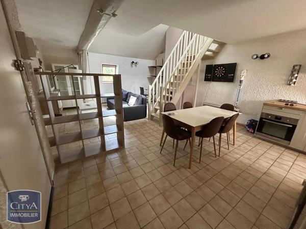 Appartement à louer 2 pièces 46.64m² Châlons-en-Champagne (51000)