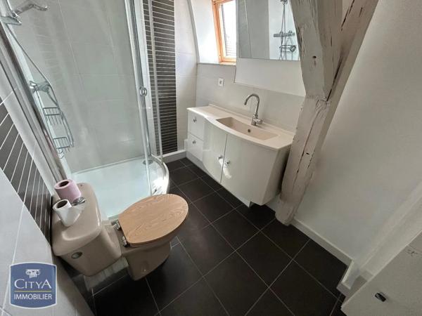 Appartement à louer 2 pièces 46.64m² Châlons-en-Champagne (51000)