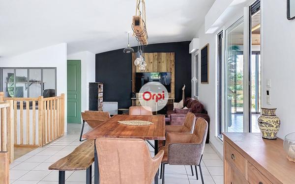 Maison à vendre    5 pièces • 137,30 m2 Elven