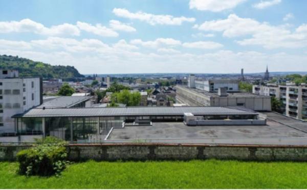 appartement T5 à vendre ROUEN droite (76) surface 127.16 m2 + terrasse 27.40 m2 + 2 park s-sol.