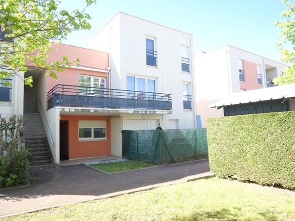 T4 DUPLEX TERRASSE ET PARKING PRIVATIF