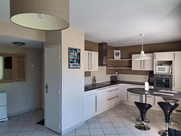 T4 DUPLEX TERRASSE ET PARKING PRIVATIF