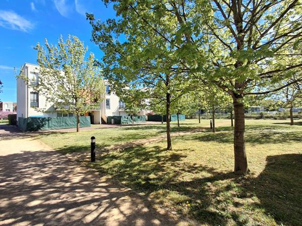 T4 DUPLEX TERRASSE ET PARKING PRIVATIF