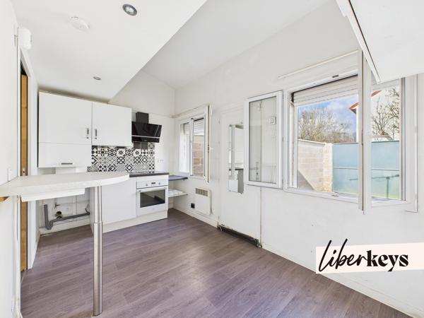 Maison-appartement - Emplacement rare.