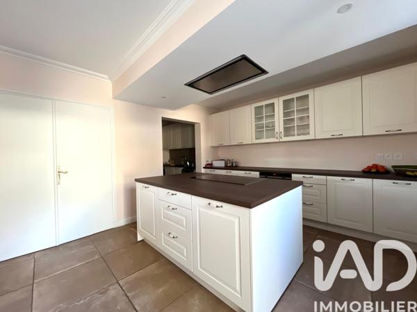 Maison à vendre 7 pièces 244,23 m² Aurec-sur-Loire