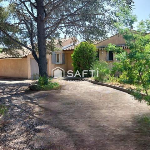 VILLA DE PLEIN PIED DE 116M2 À SAINT CYR SUR MER