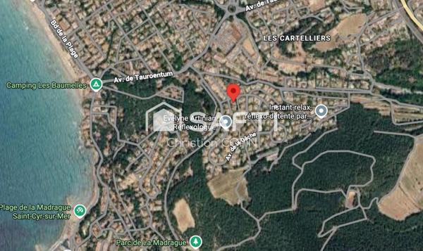 VILLA DE PLEIN PIED DE 116M2 À SAINT CYR SUR MER