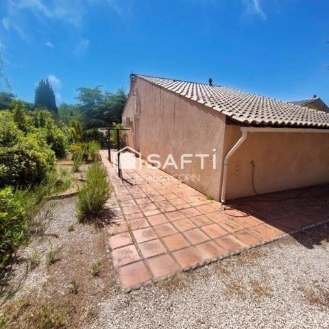 VILLA DE PLEIN PIED DE 116M2 À SAINT CYR SUR MER