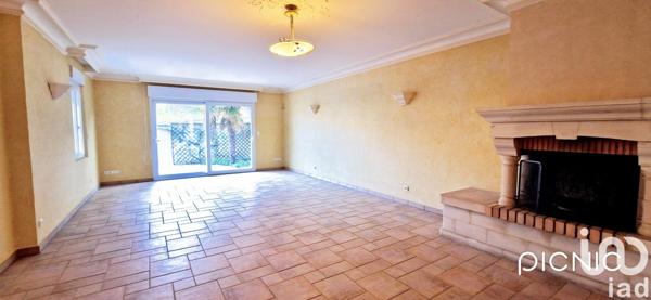 Maison à vendre 6 pièces 218 m² Bonnières-sur-Seine