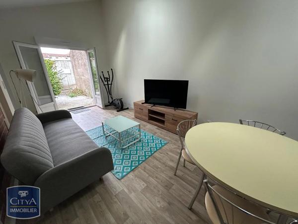 Appartement à louer 4 pièces 92.64m² Agen (47000)