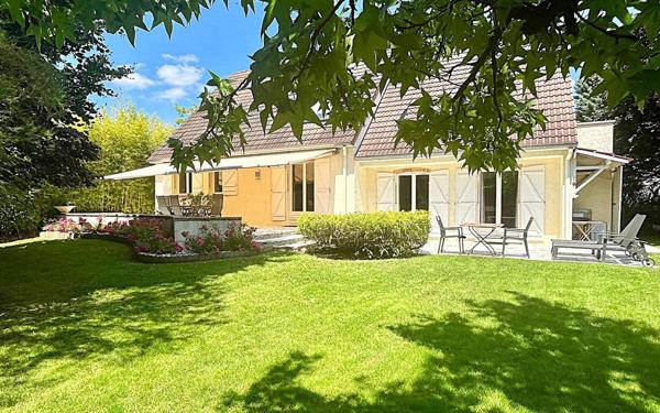 Maison à vendre    7 pièces •  Lésigny