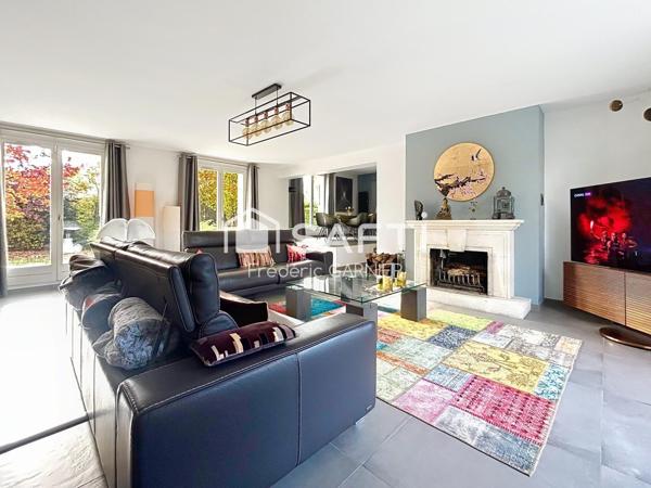 Maison individuelle 7 pièces de 202 m², 5 chambres