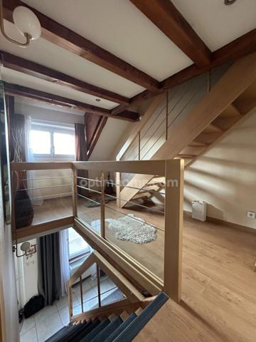 SAINT-LOUIS, 7min à pied frontière, jolie maison de ville de 139.64m² (100m² habitable), 3chambres, terrain de 3ares, terrasse, cuisine été, jardin, isolation extérieure. Top emplacement!