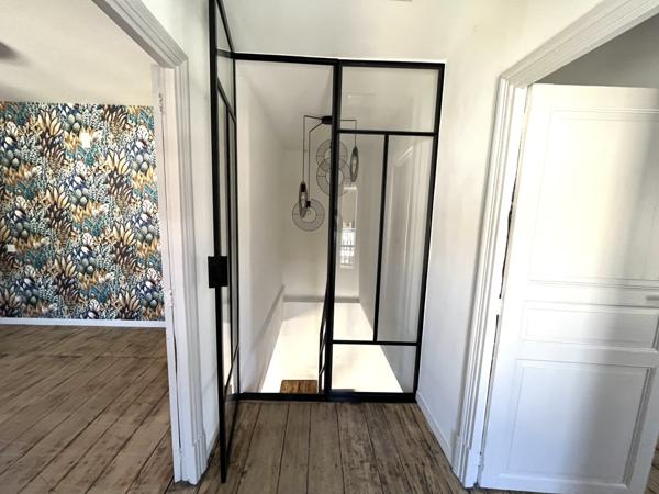 Location Maison84 m² - 3 Pièces - BRESSOLS (82710)