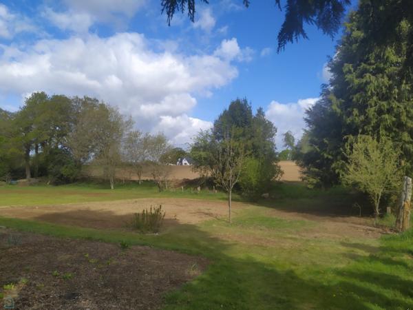 Jolie maison typique en pierres