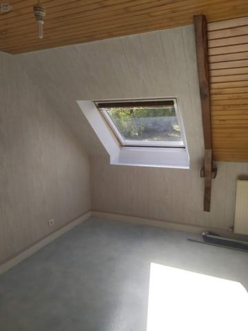 Jolie maison typique en pierres