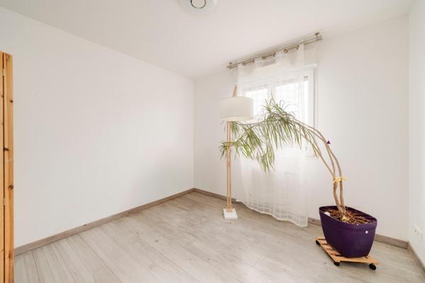 Maison individuelle récente 120 m² – 3 chambres -Terrain 500 m² – Garage