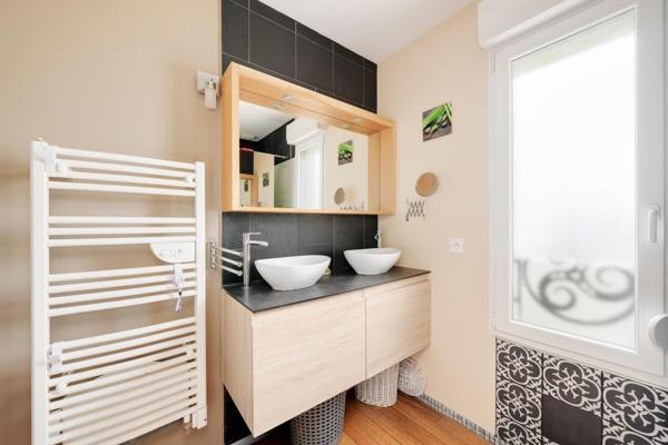 Maison individuelle récente 120 m² – 3 chambres -Terrain 500 m² – Garage