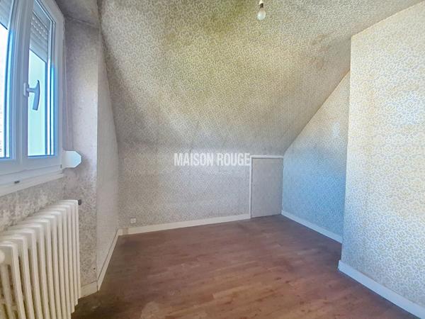 Maison en pierre à rénover à 4 km du GOLFE DU MORBIHAN