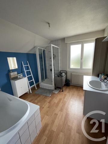 Appartement F4 à vendre  4 pièces - 87,68 m2 ALLENJOIE - 25