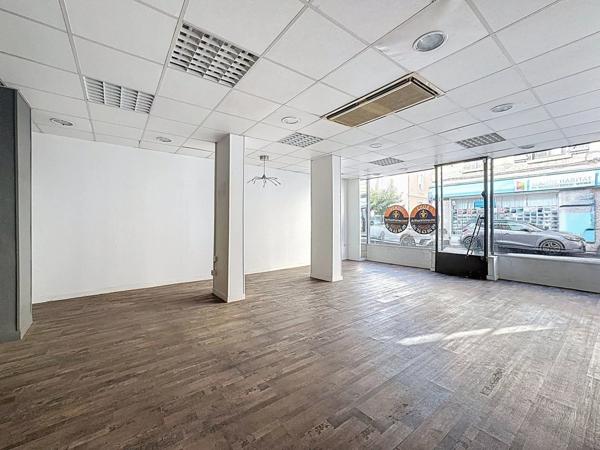 Vente Local commercial 3 pièces 237 m2 à Bourgoin-Jallieu