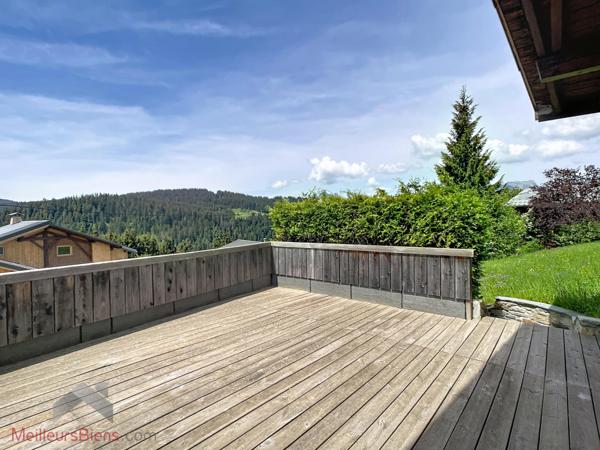 Chalet 150 m² à Notre-Dame-de-Bellecombe, 3 chambres et terrasse