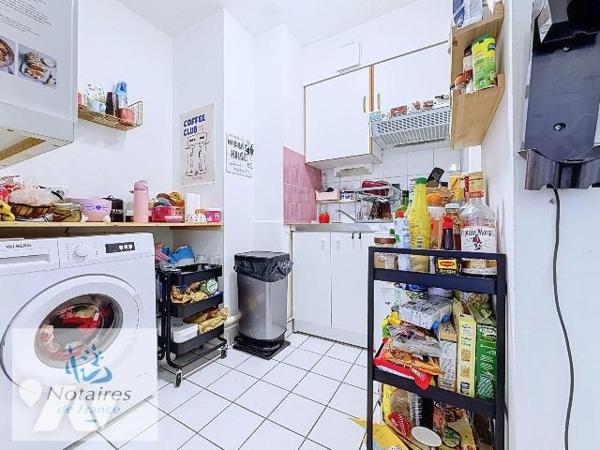 A VENDRE EN EXCLUSIVITE  CHEZ VOTRE NOTAIRE !!

A découvrir, bel appartement lumineux de type...