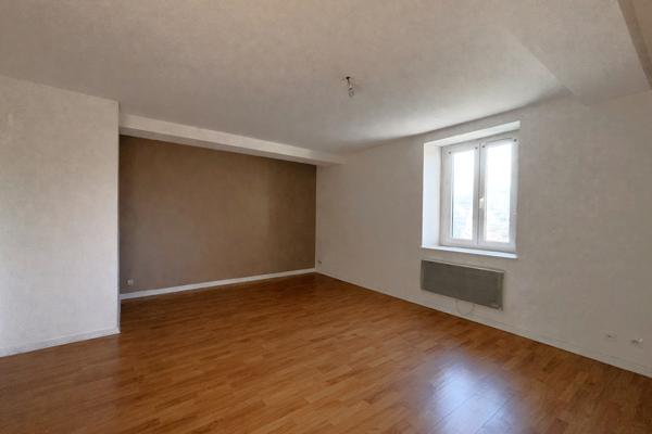 Immeuble en pleine propriété à Velars sur Ouche !