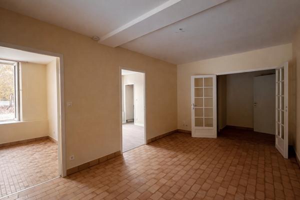 Immeuble en pleine propriété à Velars sur Ouche !