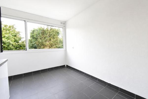 Appartement
         3 pièces
        - 63 m² Exclusivité 250 000 € *
