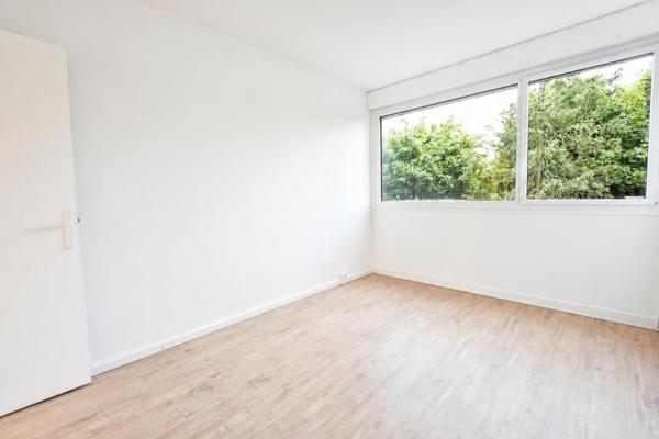 Appartement
         3 pièces
        - 63 m² Exclusivité 250 000 € *