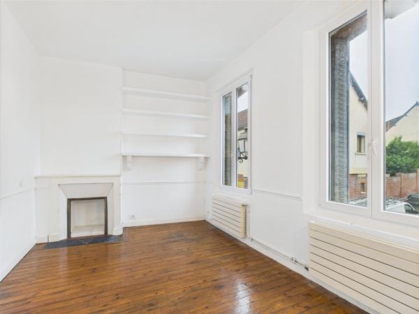 Maison à MONTDIDIER (80500)