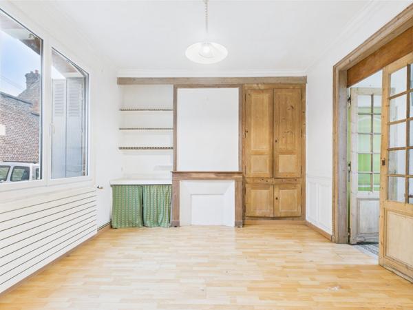 Maison à MONTDIDIER (80500)