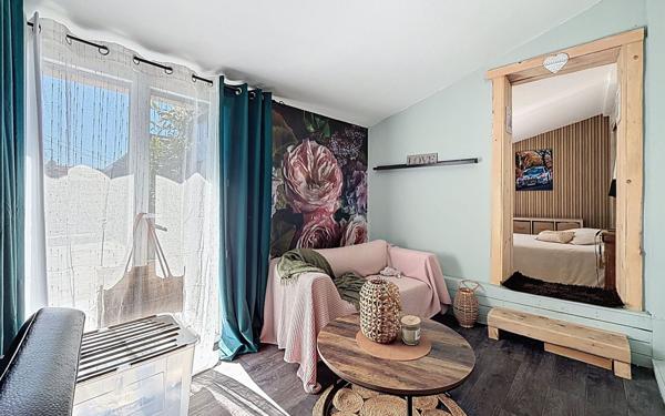 Maison à vendre    7 pièces •  Saint-Mathieu-de-Tréviers