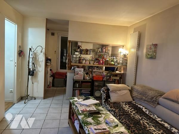 Appartement à Vendre à Montmorency (95160) en Val-d'Oise (95), T3, 2 chambres, 41,22 m2