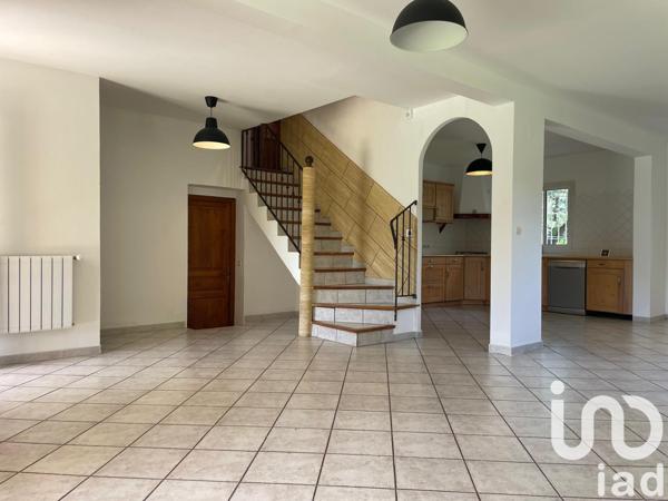 Maison à vendre 7 pièces 136 m² Sorgues