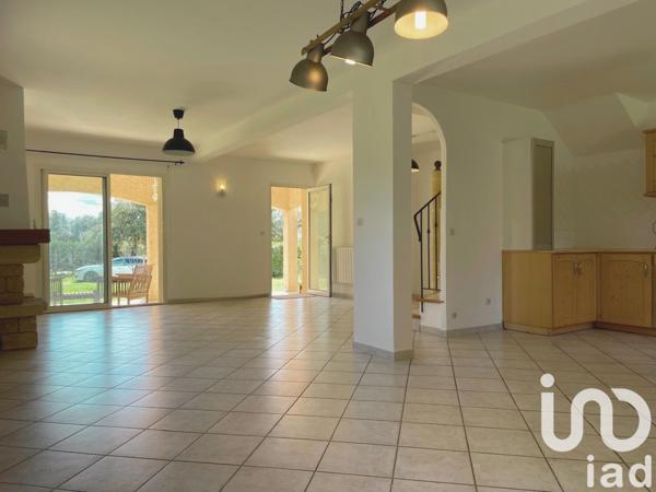 Maison à vendre 7 pièces 136 m² Sorgues