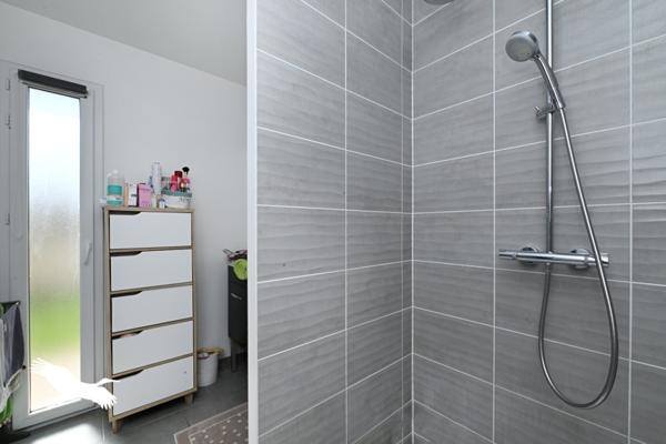 Maison à vendre |  Roullet-Saint-Estèphe |  5 pièces | 99 m²