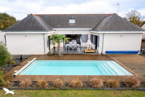 Maison à vendre 384 000 € Longué-Jumelles 7 p 185 m² DPE A